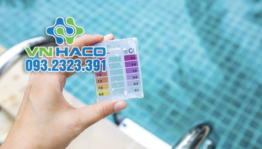 Xác định giá trị Clo tự do và nồng độ pH có trong nước hồ bơi
