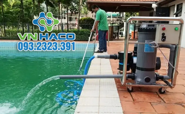 Cách sử dụng hóa chất xử lý nước bể bơi